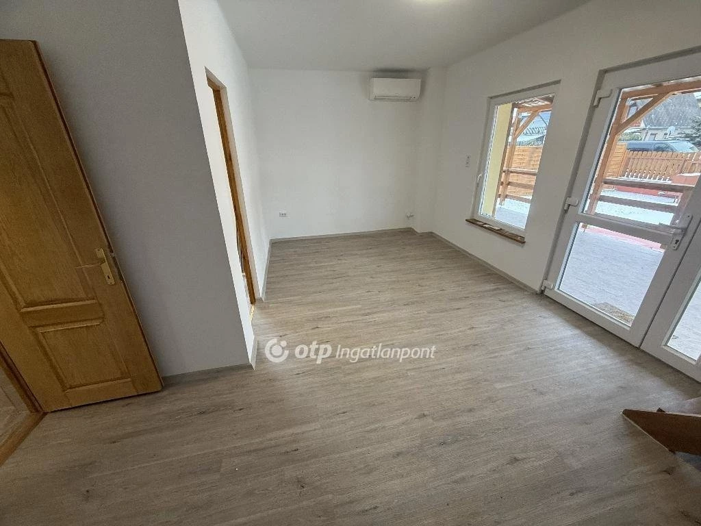 Eladó Ház, Tiszakécske