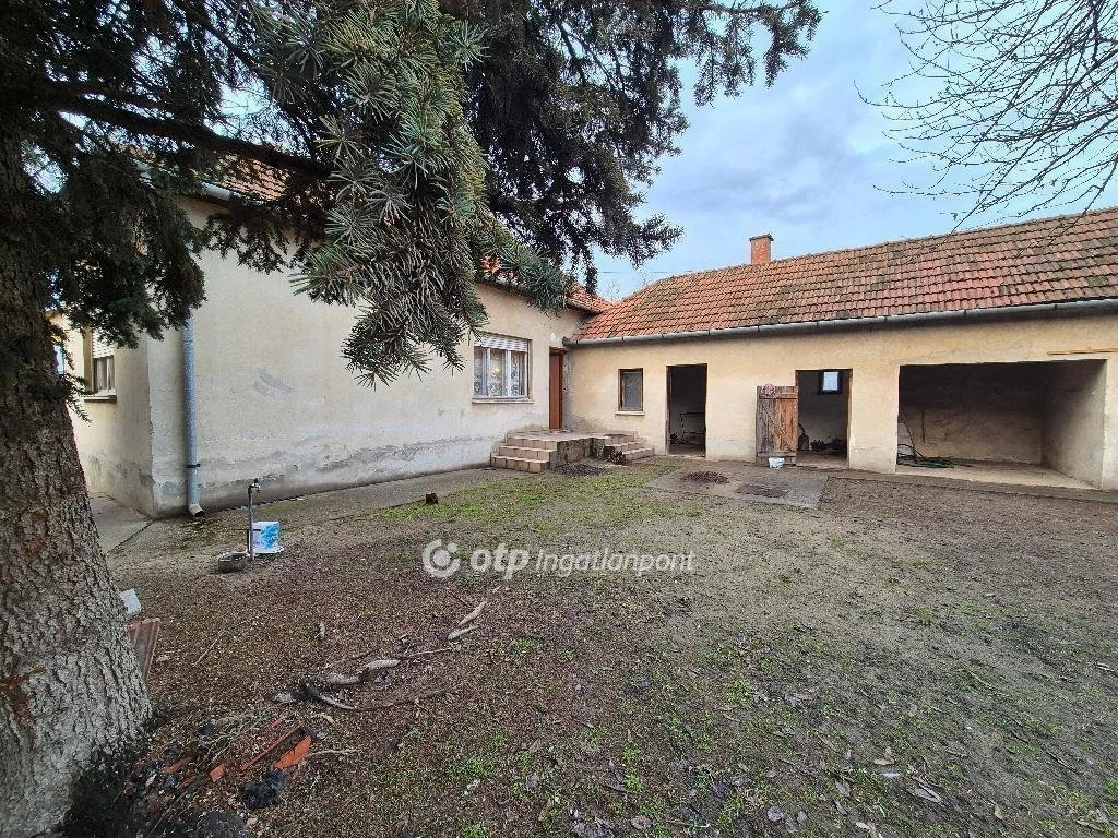 For sale house, Kiskunmajsa