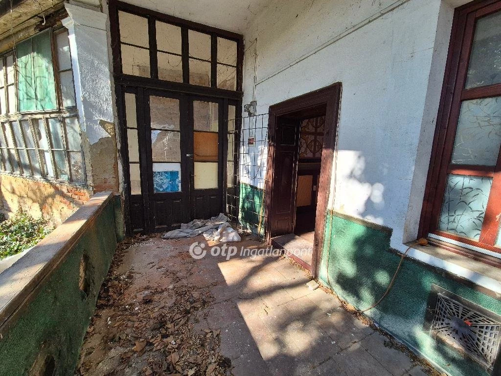 For sale store, Szentes