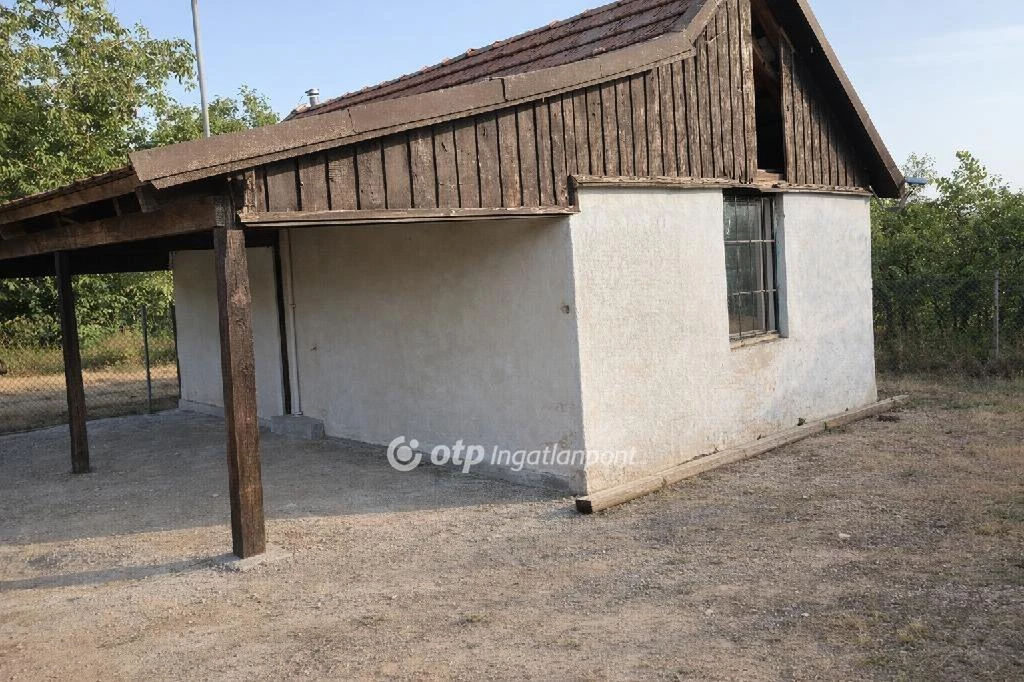 For sale house with a garden, Csongrád