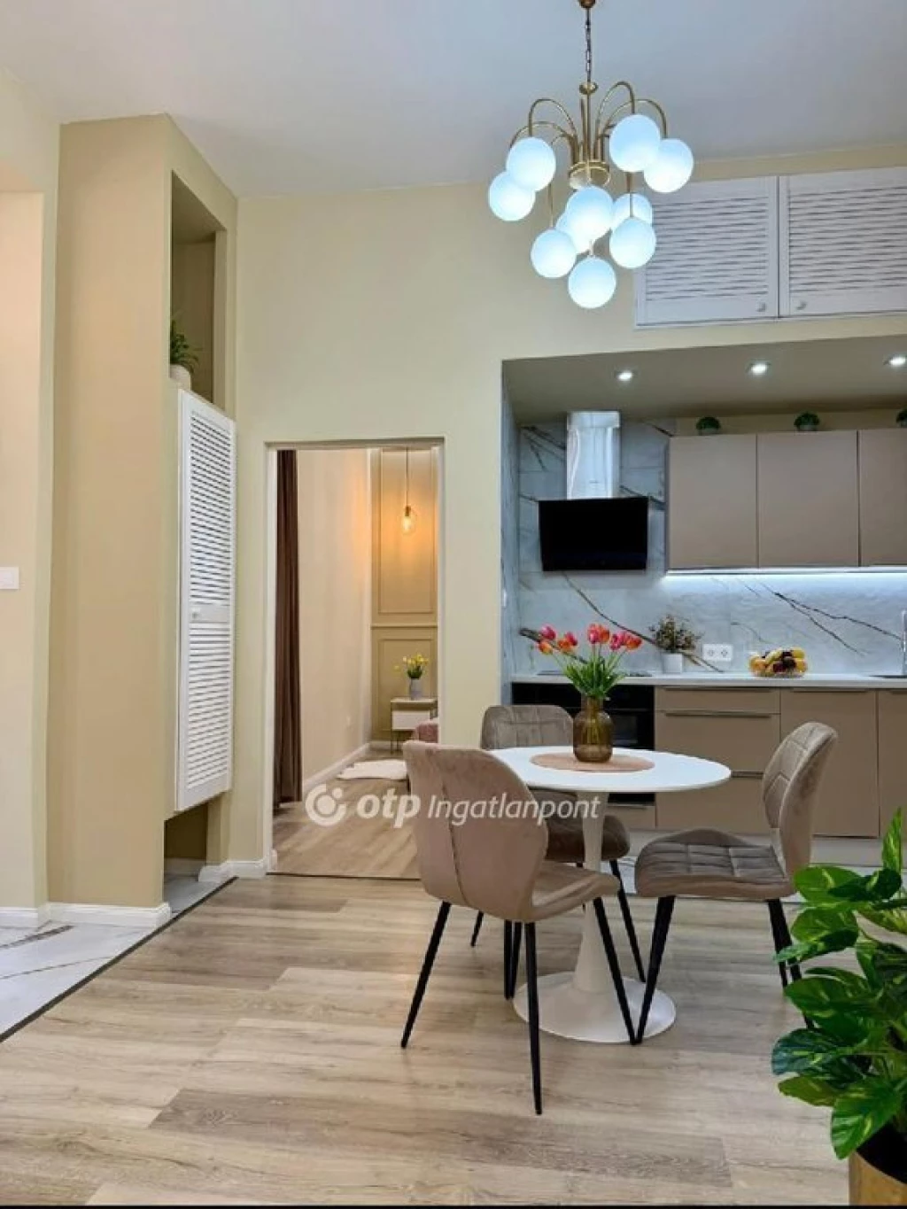 For sale brick flat, Budapest VII. kerület