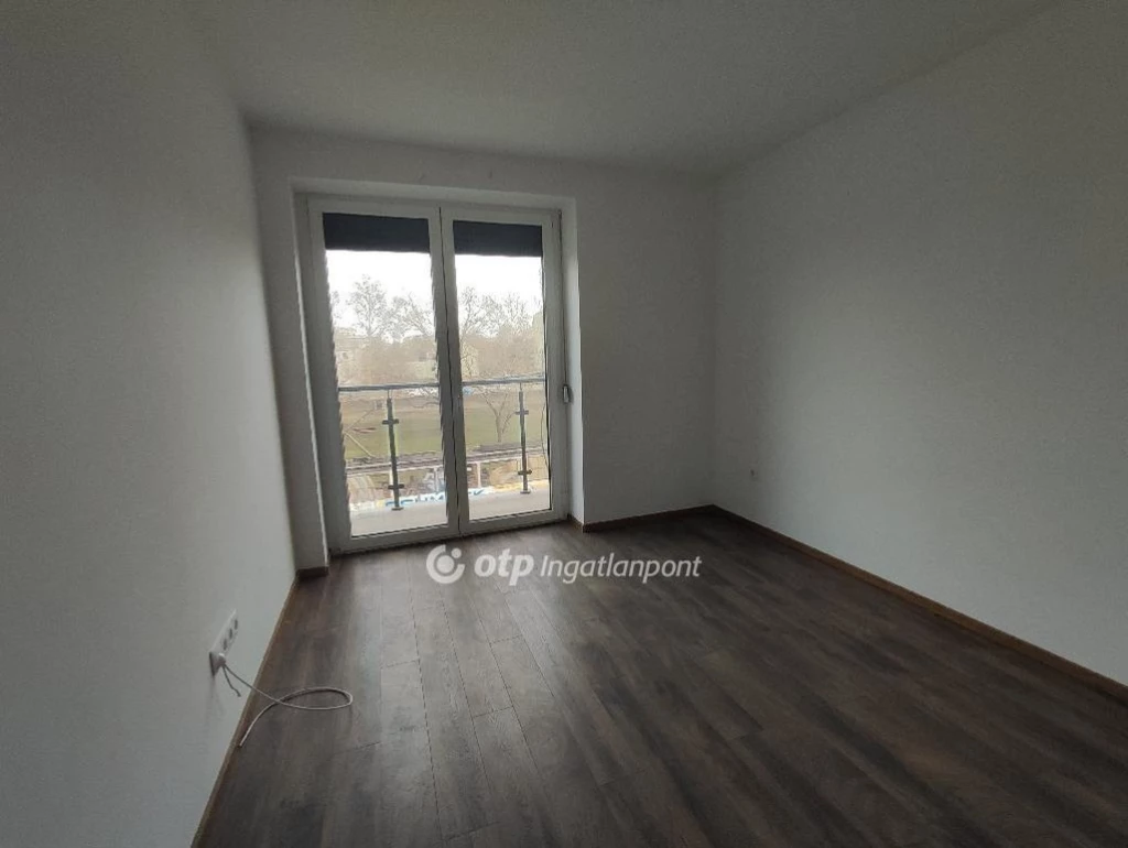 For sale brick flat, Szeged