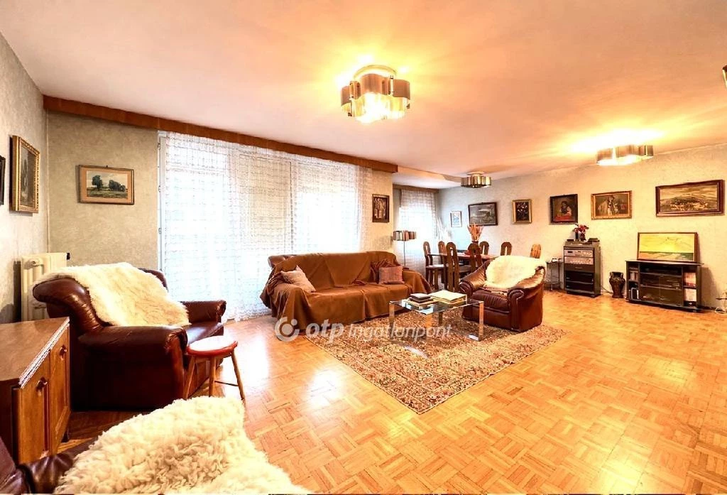 For sale brick flat, Szeged