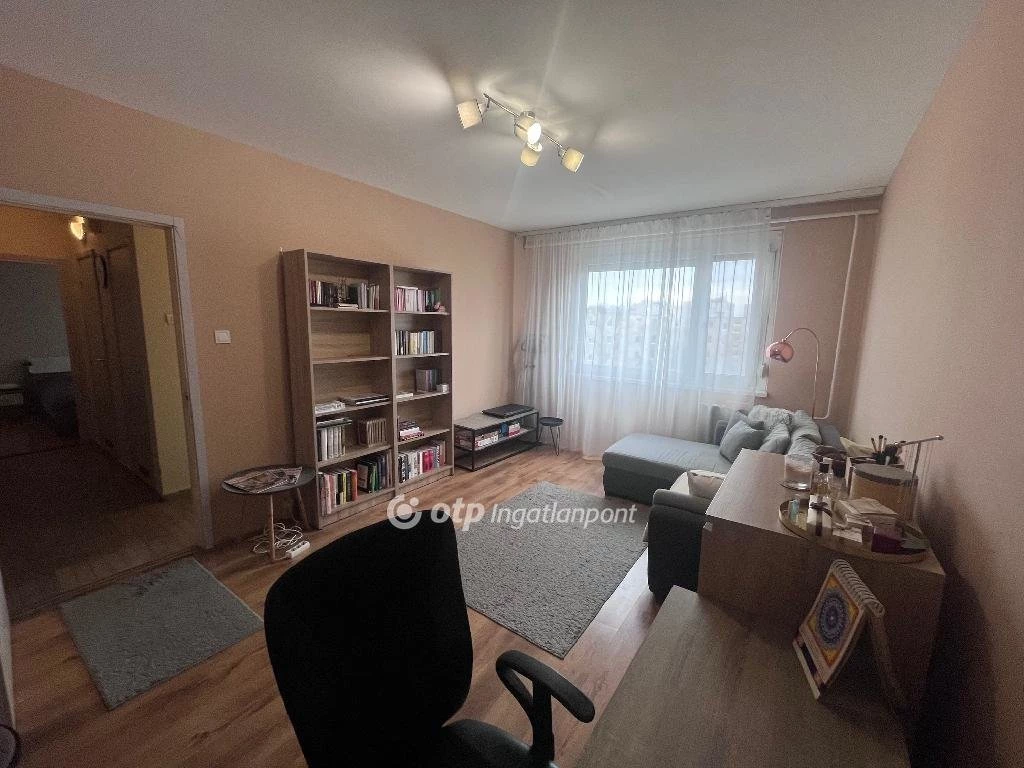 Eladó Lakás, Szeged