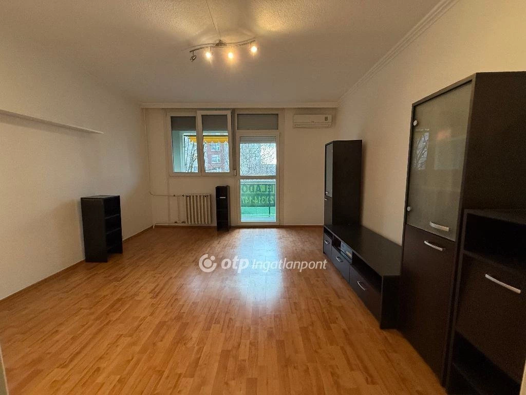 c3-1-name c2-20-name, Kecskemét