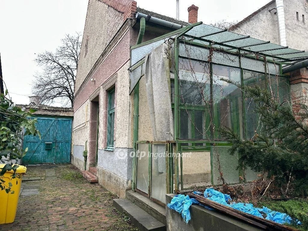 c3-1-name c2-1-name, Szentes