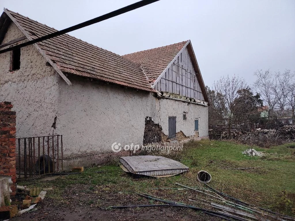 Eladó Ház, Derekegyház