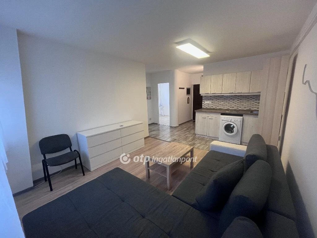 Eladó Lakás, Szeged