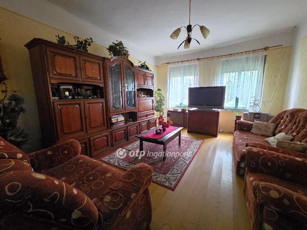 Eladó Ház, Battonya