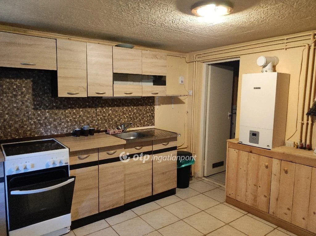 c3-1-name c2-1-name, Maroslele