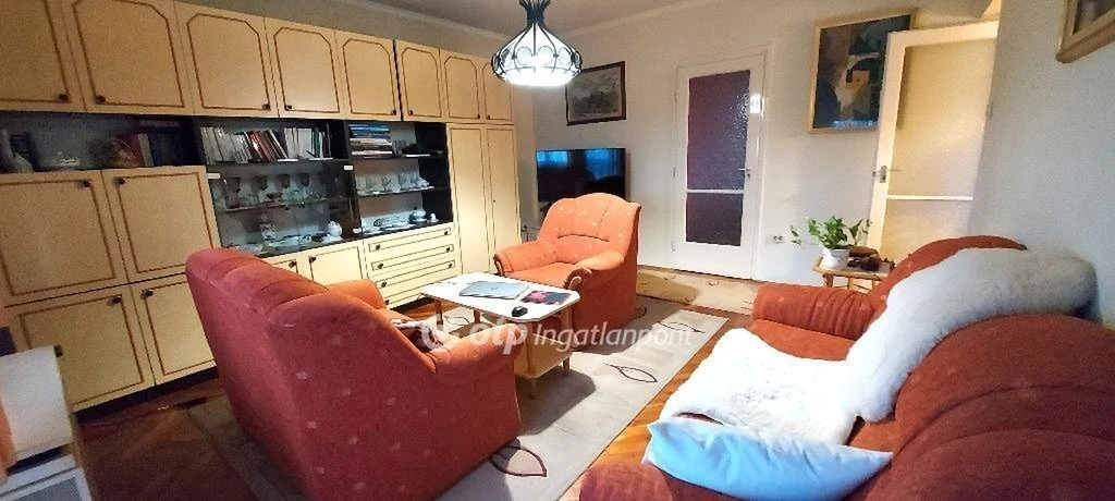 c3-1-name c2-19-name, Kunszentmárton