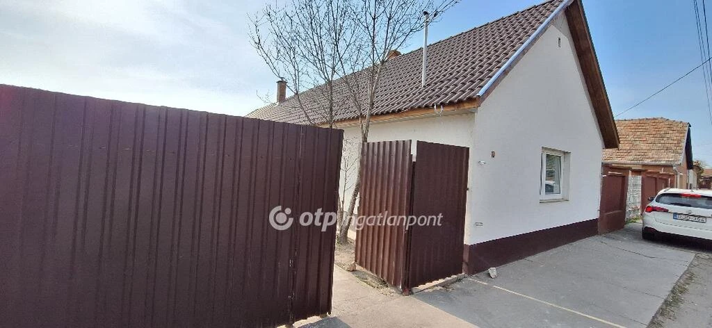 c3-1-name c2-1-name, Akasztó