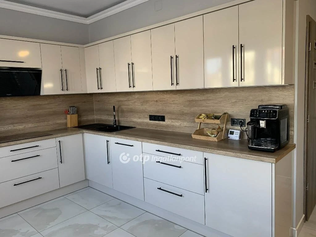 c3-1-name c2-1-name, Cegléd