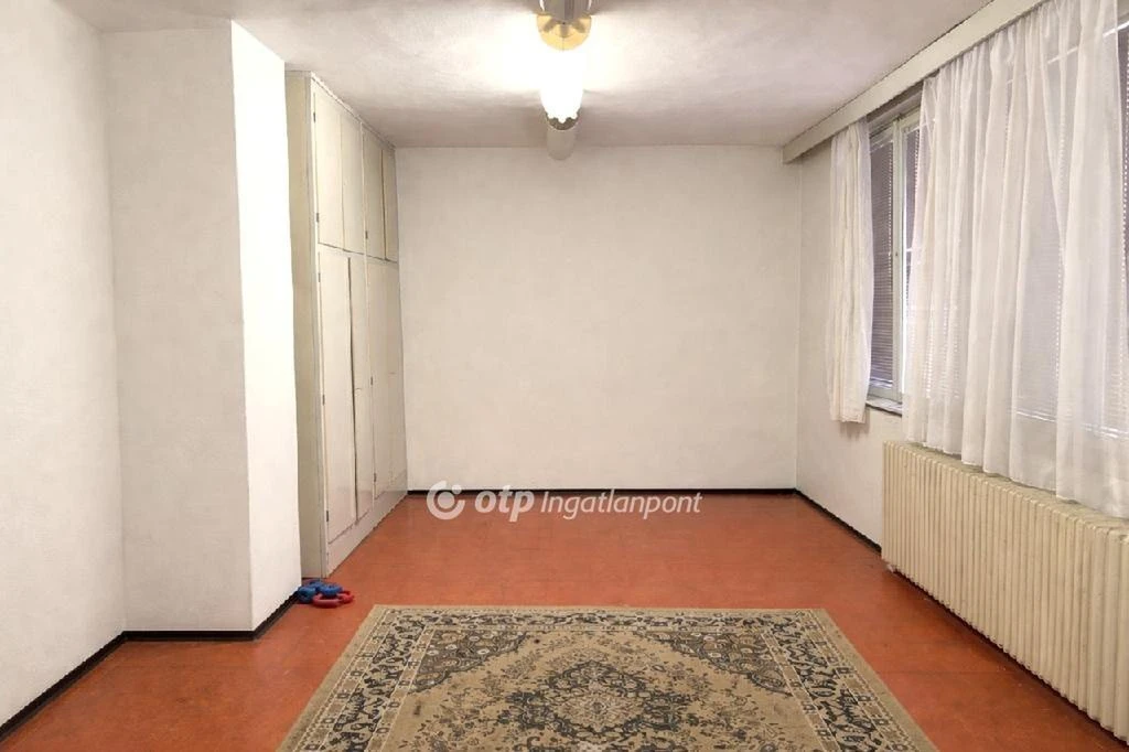 Eladó Lakás, Szeged