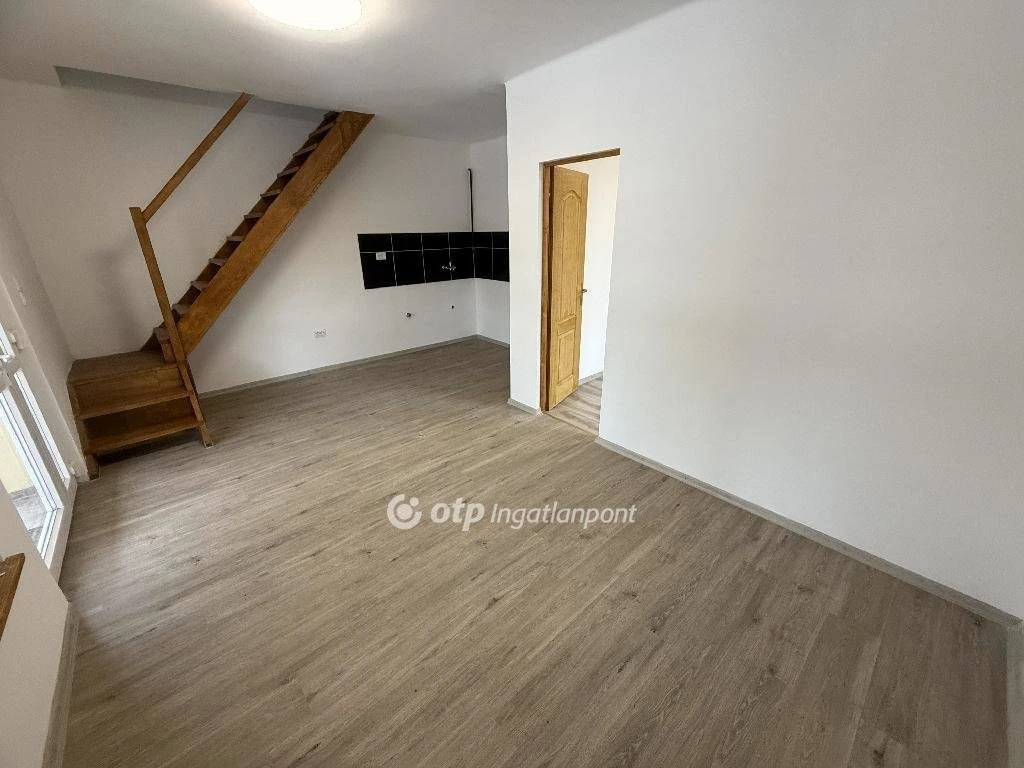 Eladó Ház, Tiszakécske