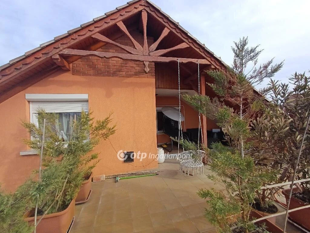 Eladó Ház, Csongrád