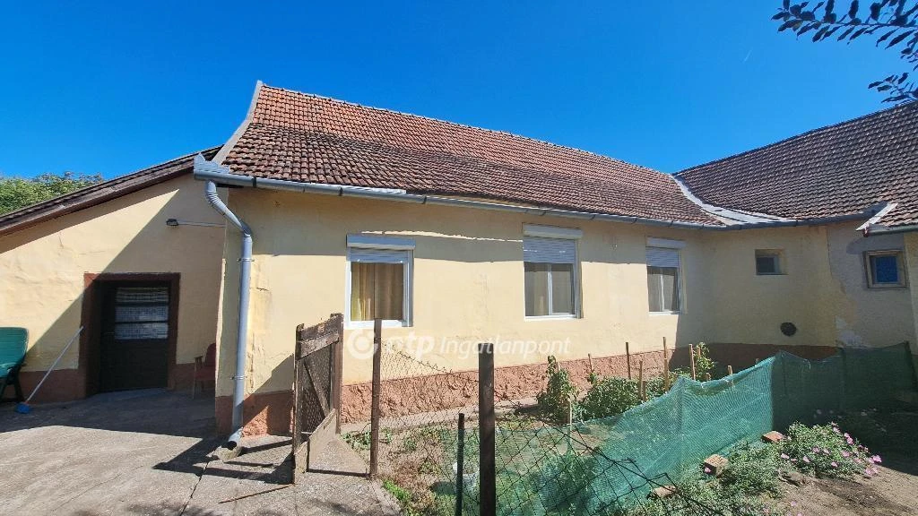 c3-1-name c2-5-name, Mezőkovácsháza