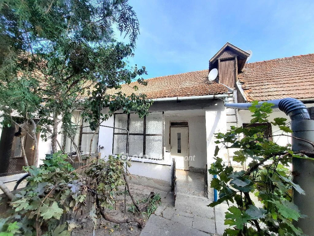 Eladó Lakás, Kiskunfélegyháza