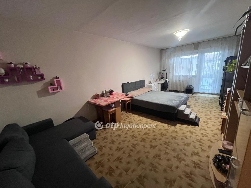 Eladó Lakás, Szeged