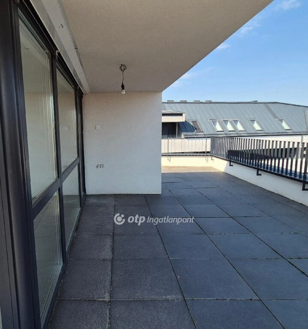 Eladó Lakás, Szeged