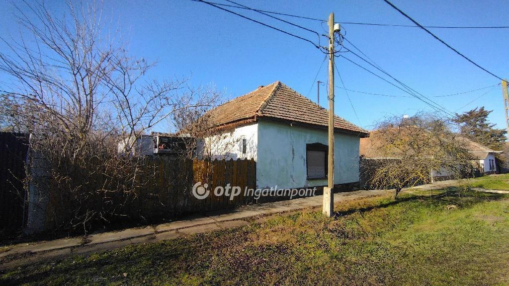 c3-1-name c2-1-name, Mesterszállás