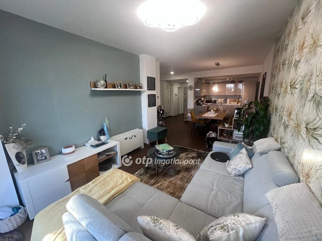 Eladó Lakás, Szeged