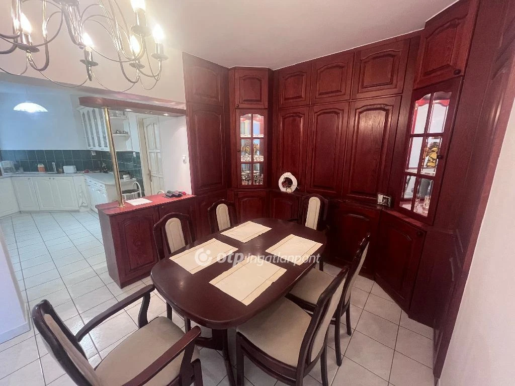 Eladó Lakás, Szeged