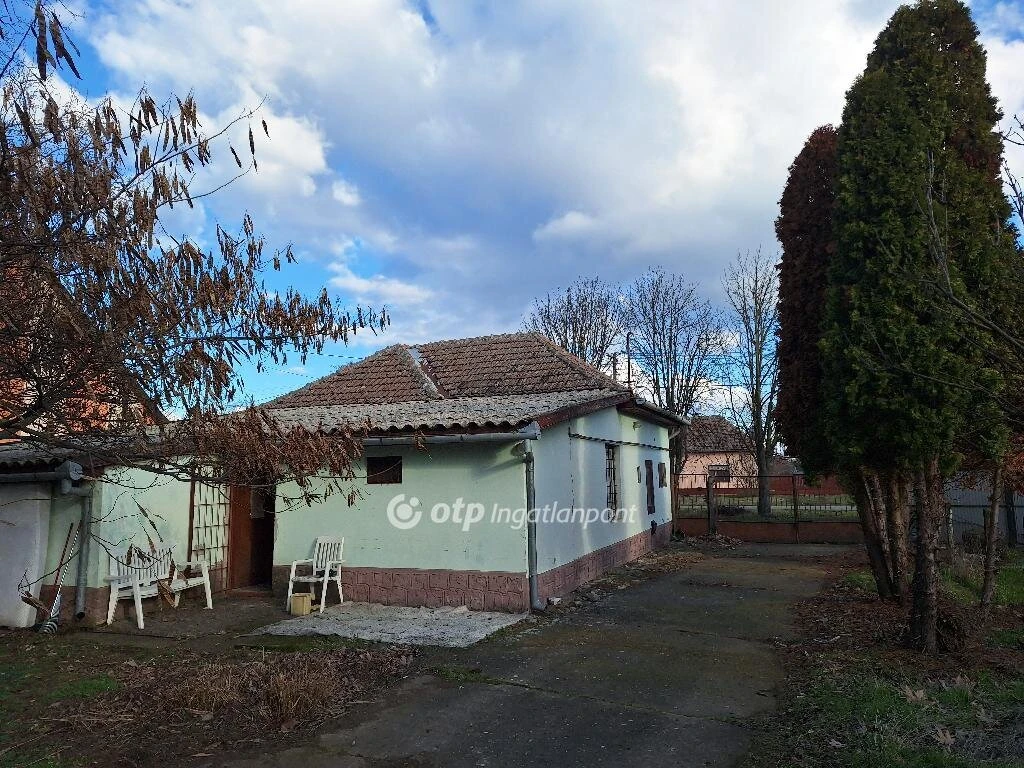 Eladó Ház, Mezőkovácsháza