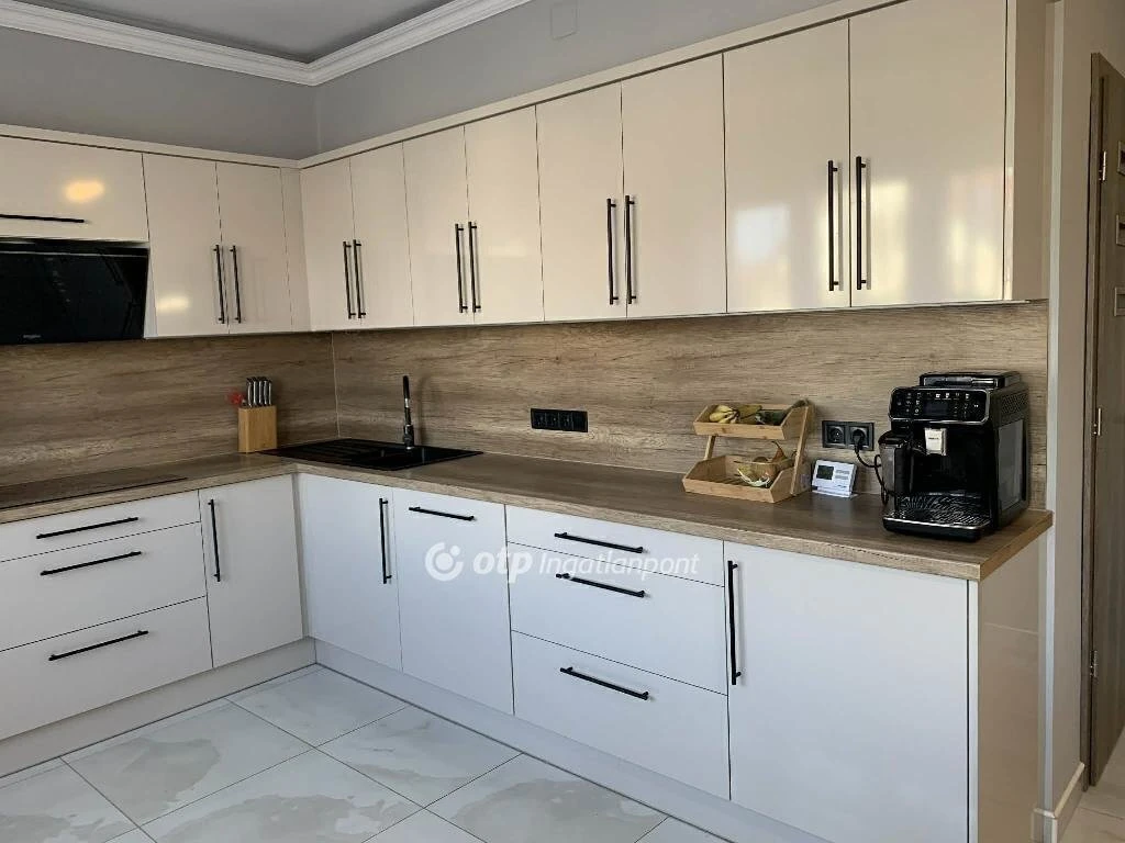 c3-1-name c2-1-name, Cegléd