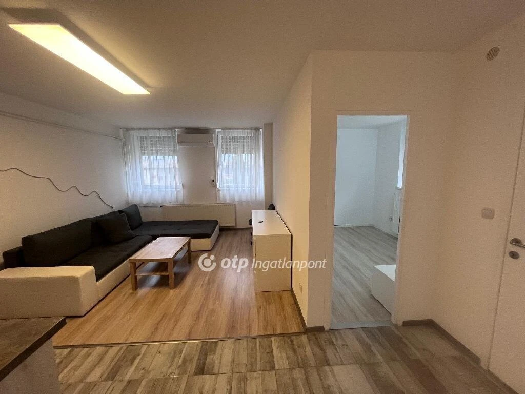 Eladó Lakás, Szeged