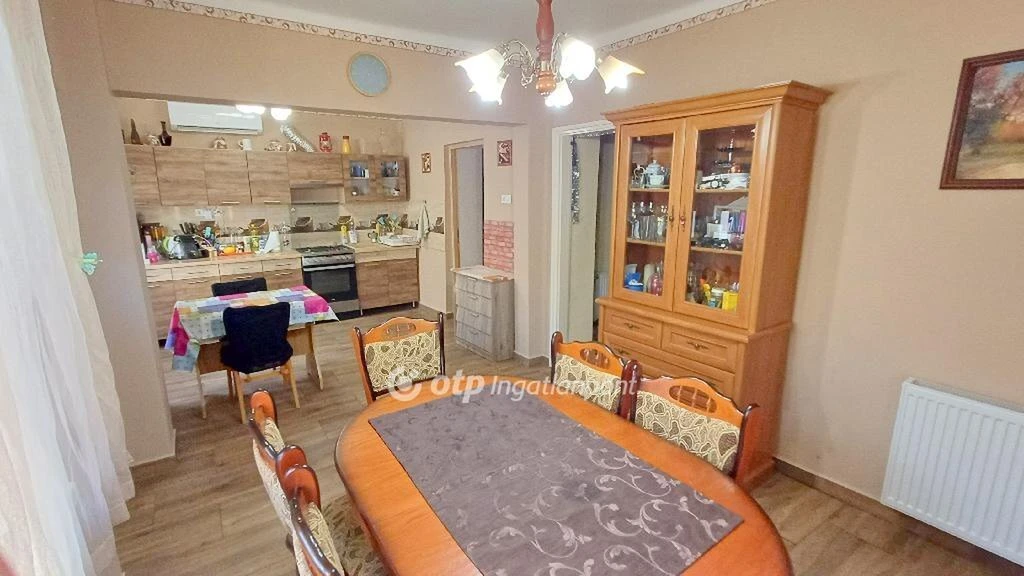 Eladó Ház, Tiszapüspöki