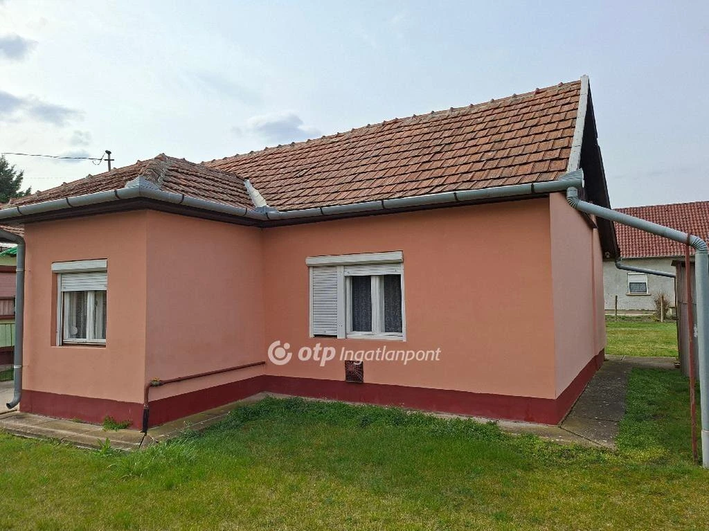 Eladó Ház, Gyula