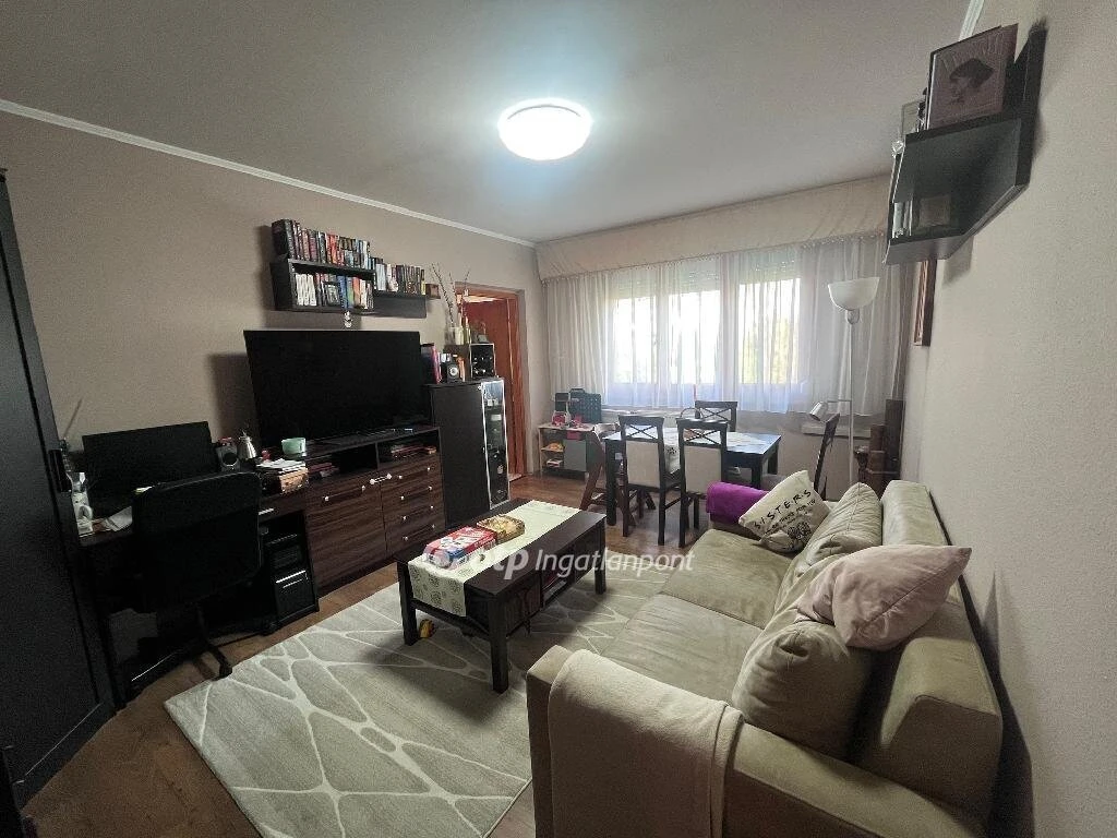 c3-1-name c2-20-name, Szeged