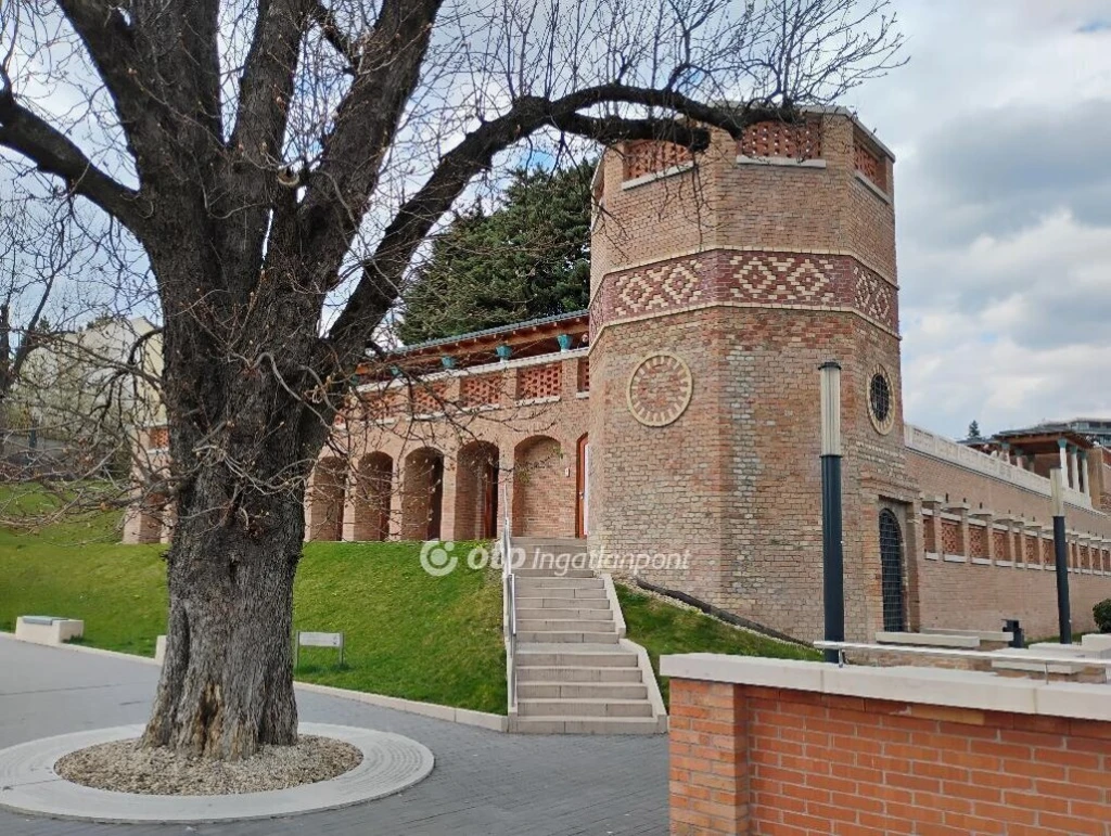 Eladó Lakás, Budapest 2. ker.