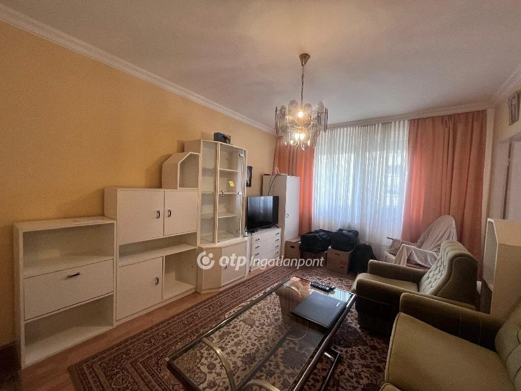 Eladó Lakás, Szeged