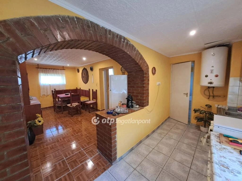 Eladó Ház, Királyhegyes