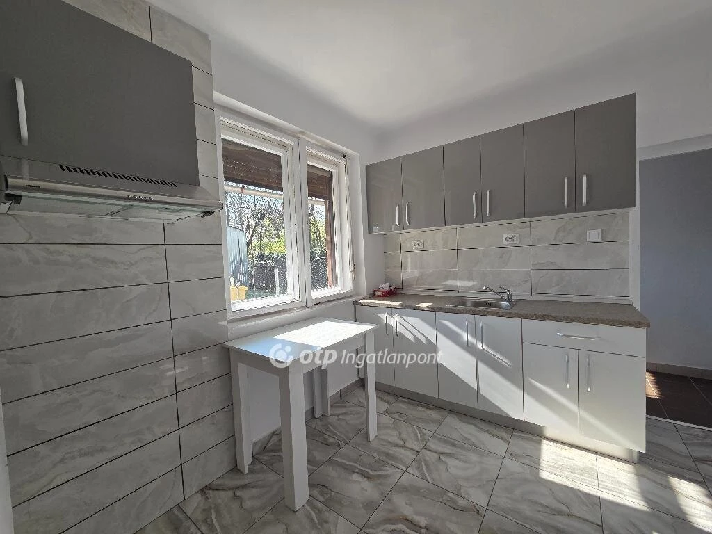 c3-1-name c2-1-name, Mezőhegyes