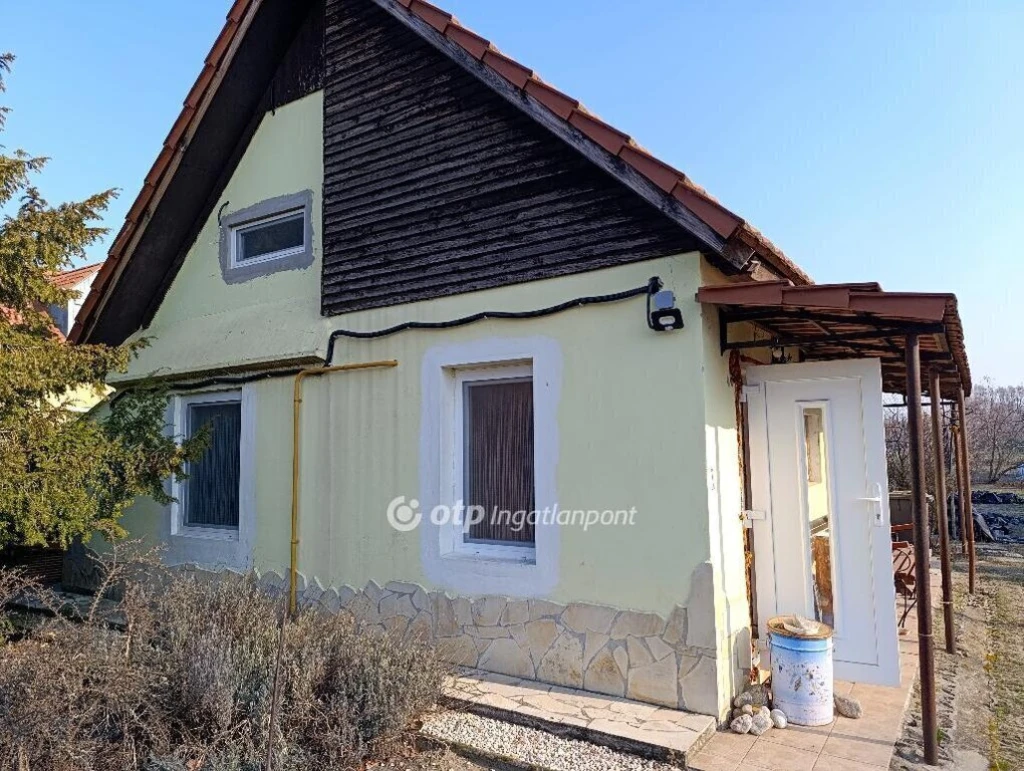 Eladó Ház, Zsombó