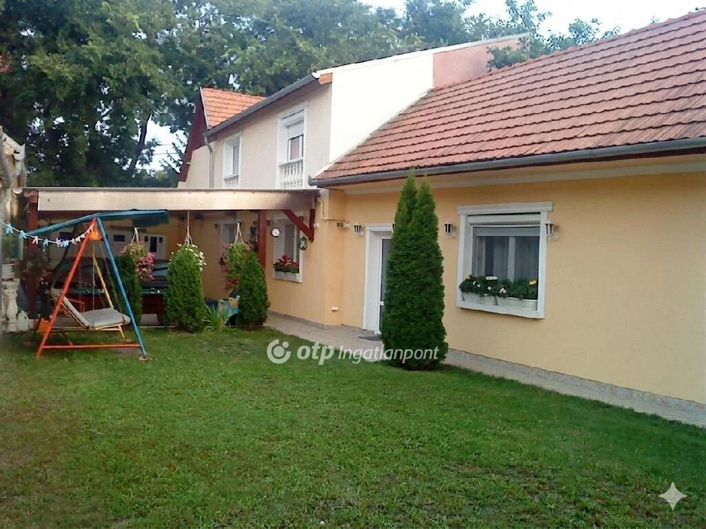 Eladó Ház, Debrecen