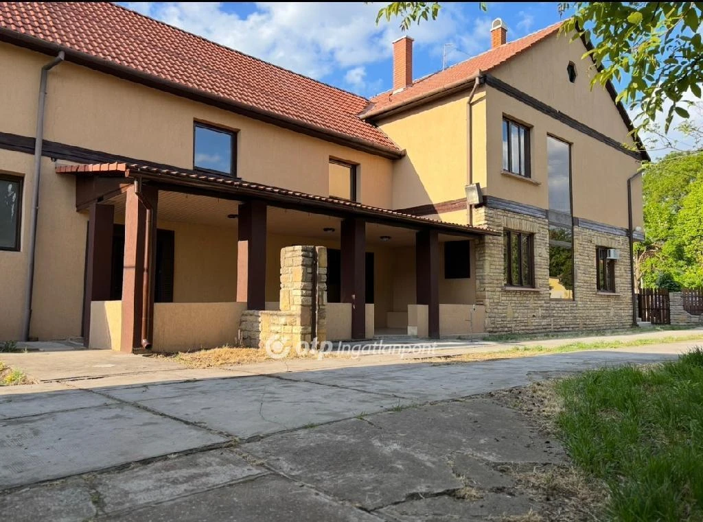 Eladó Ház, Orosháza