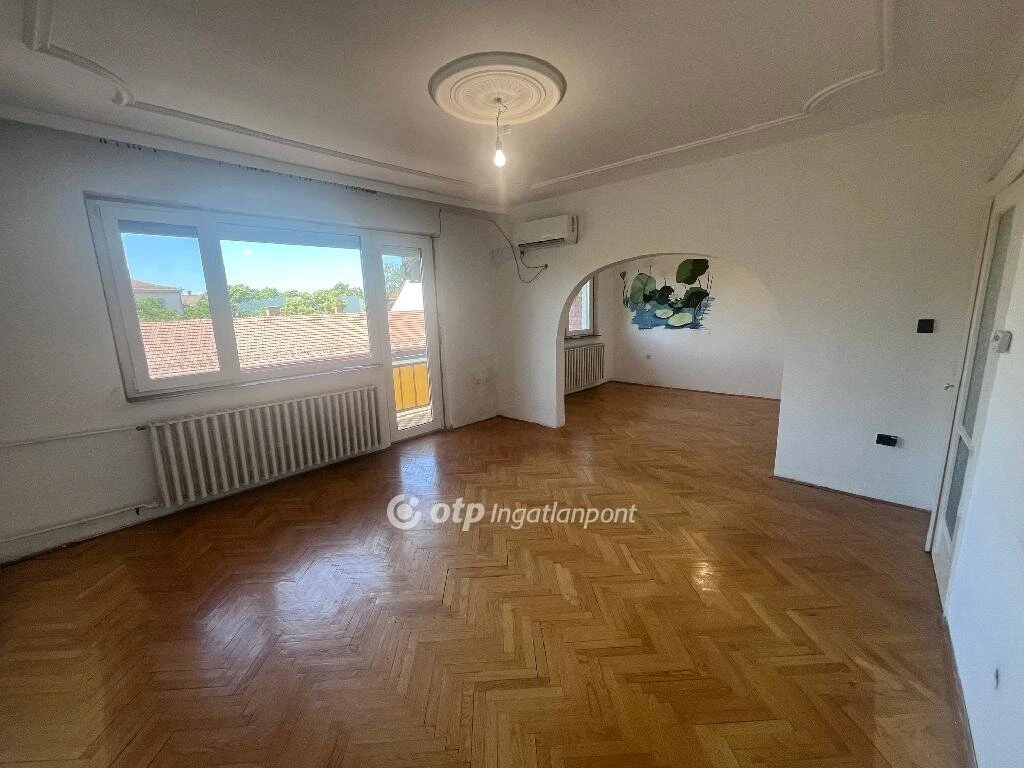 c3-1-name c2-19-name, Szeged
