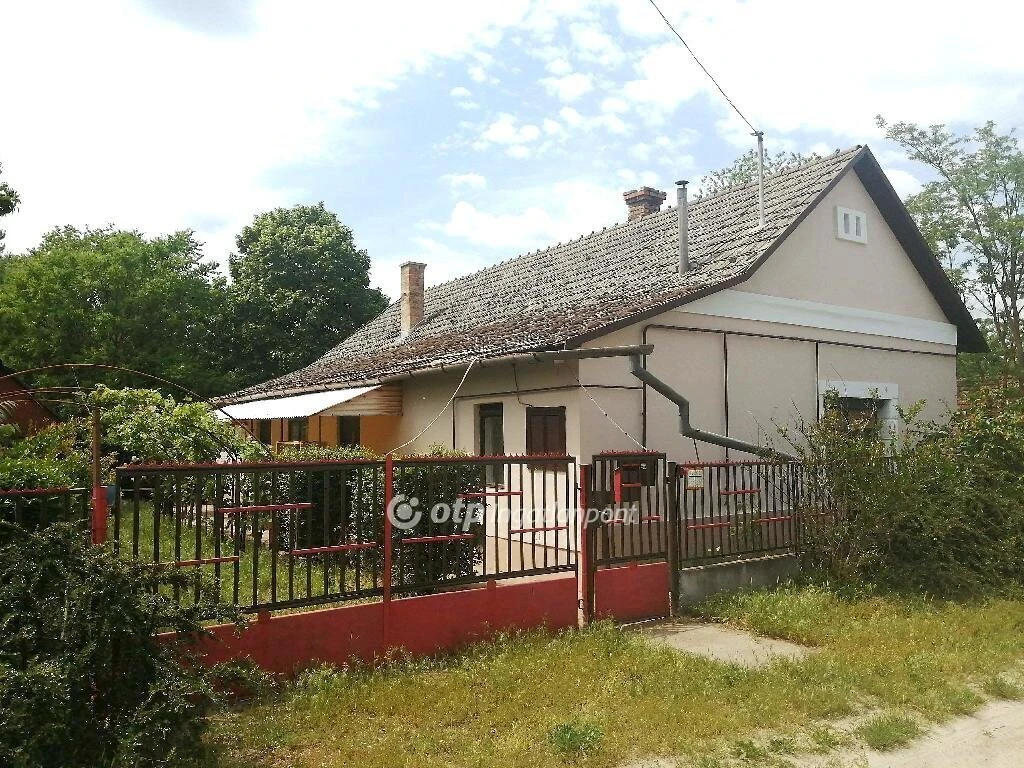 Eladó Ház, Csongrád