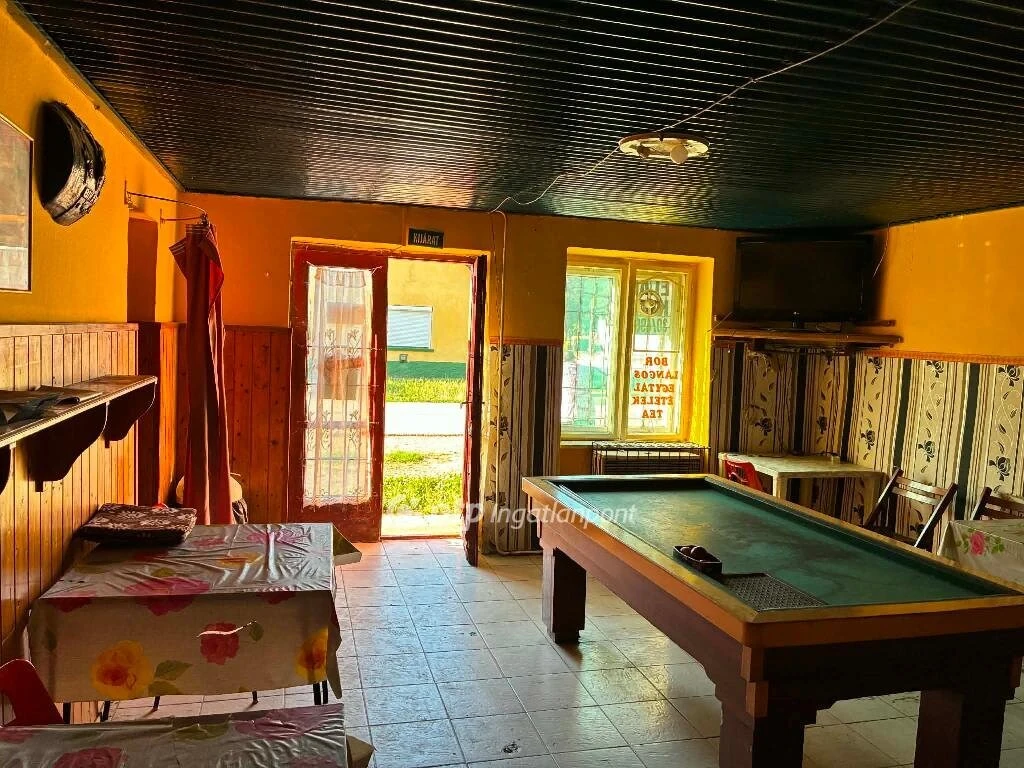 Eladó Pub, Mezőkovácsháza