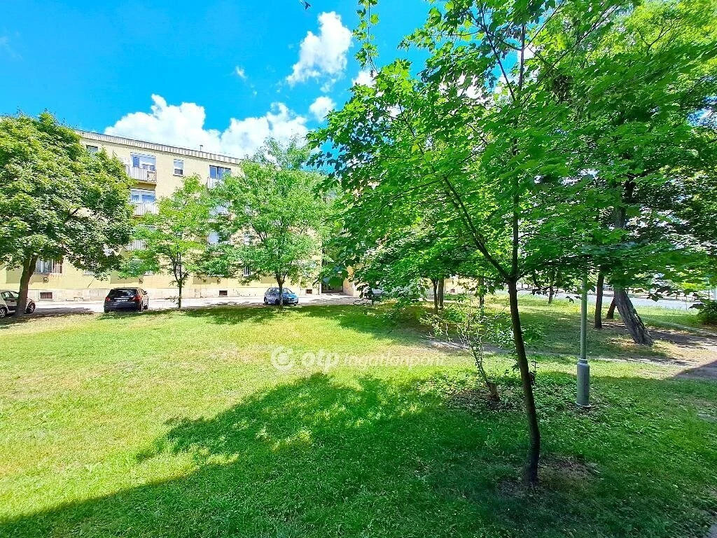 Eladó Lakás, Kecskemét