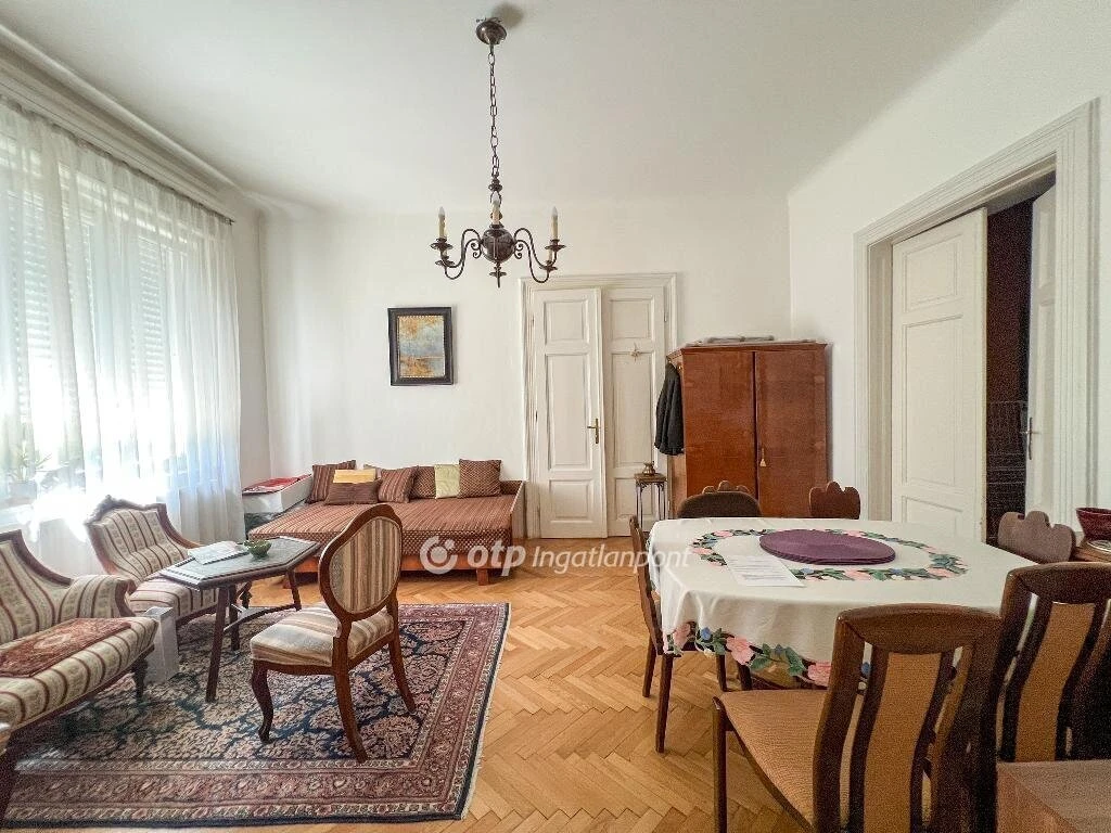 Eladó Lakás, Budapest 1. ker.