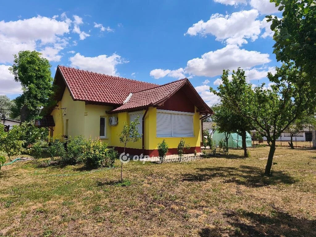 Eladó Ház, Székkutas