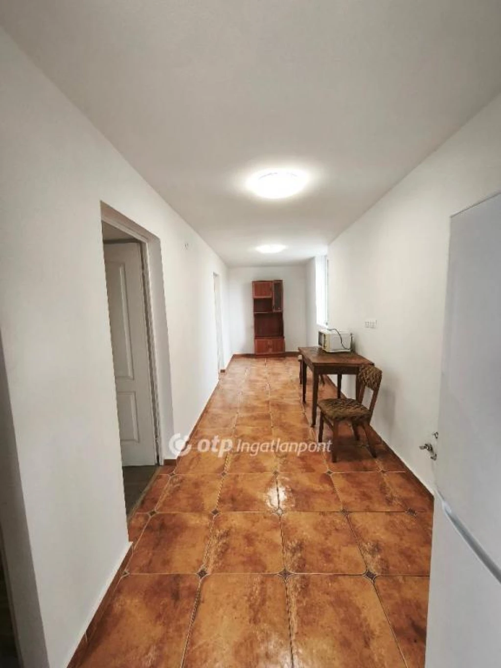 Eladó Ház, Baks