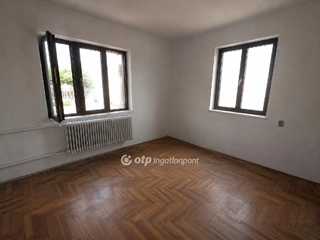Eladó Ház, Csongrád