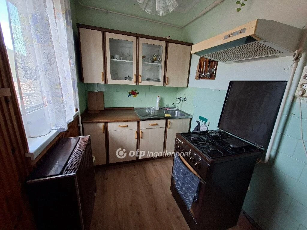 Eladó Lakás, Csongrád