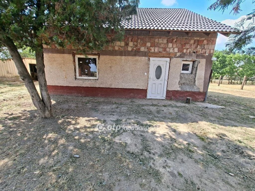 Eladó Ház, Tömörkény